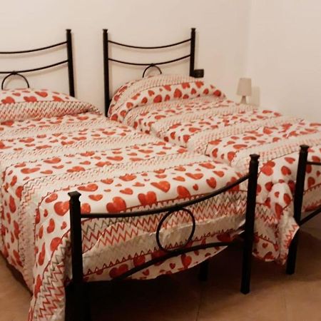 Le Tre Stelle Bed & Breakfast Ronco all'Adige Ngoại thất bức ảnh